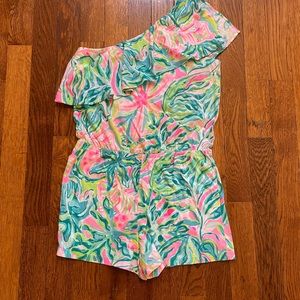 Girls Lilly Pulitzer romper size L
